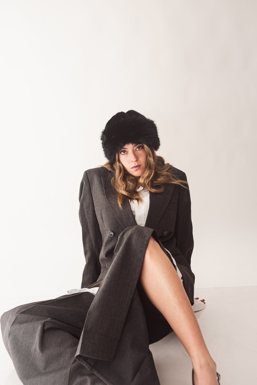 Conjunto Traje Gris Oversize Abierto x Pierna Cropped