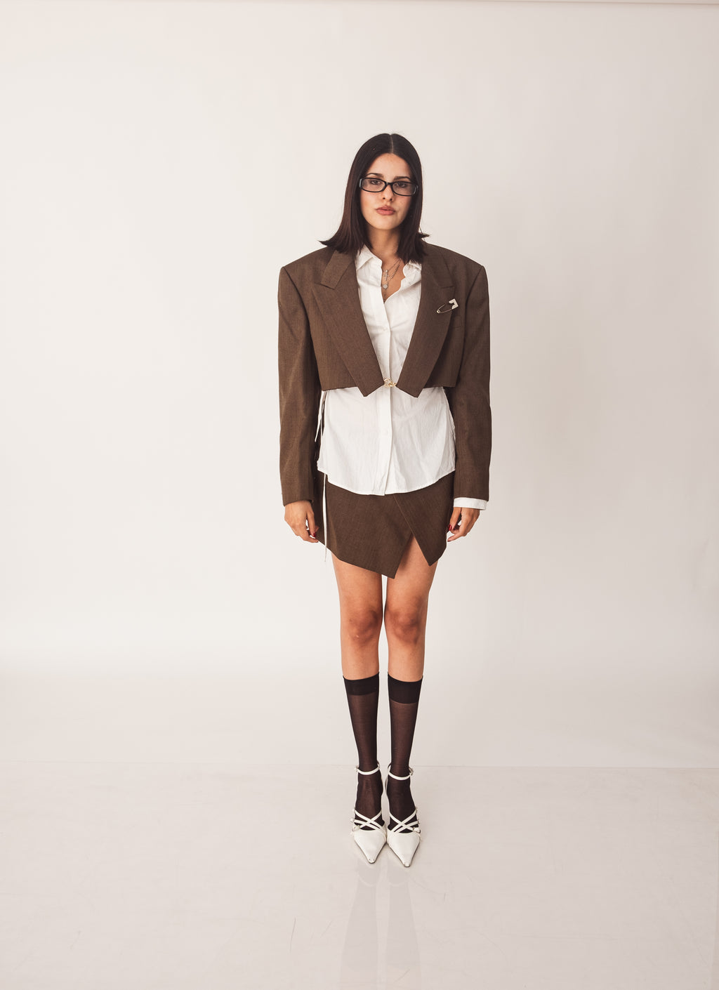 Conjunto Café Mini Falda x Blazer cropped