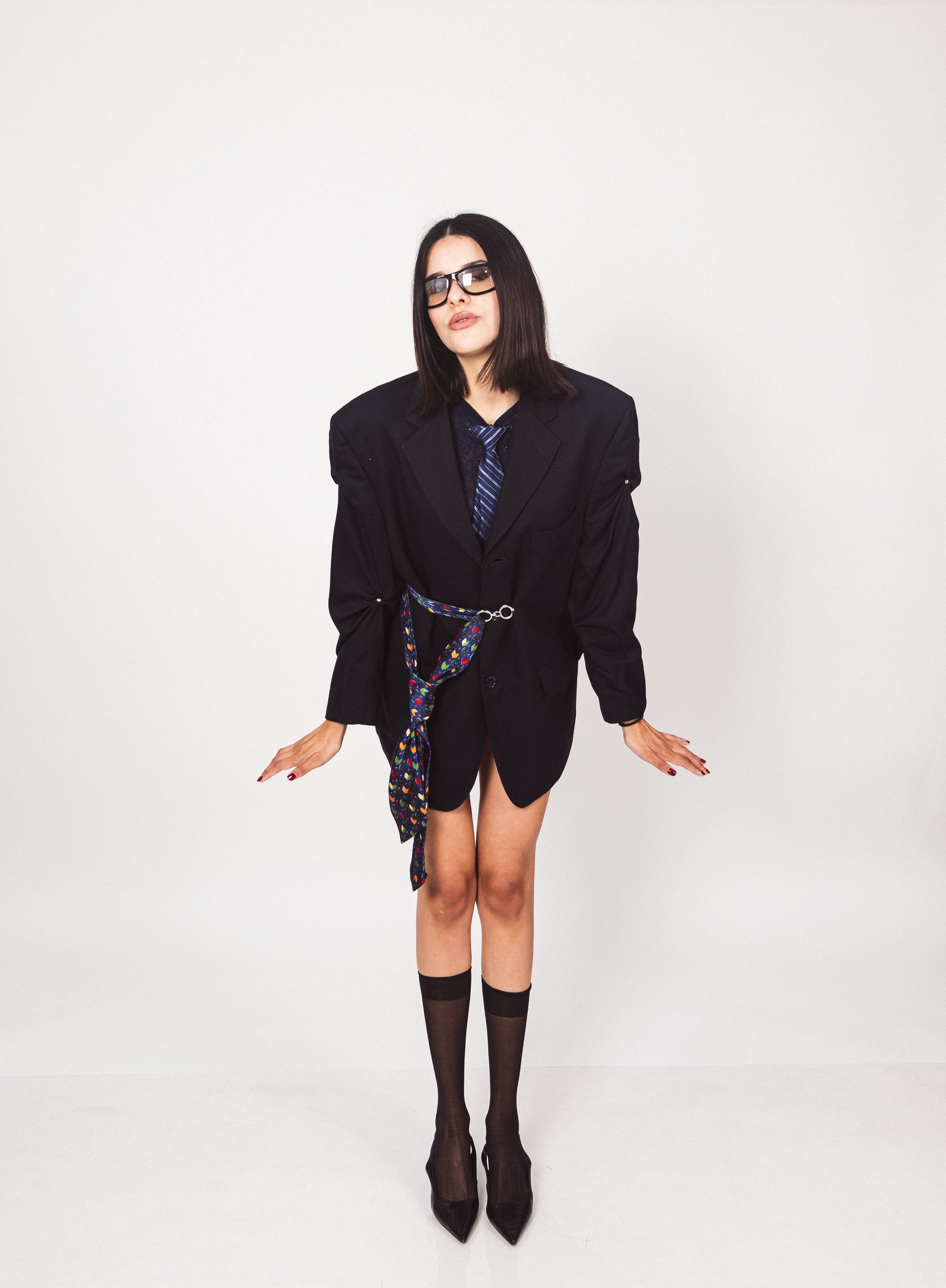 Blazer Oversize con nudo de corbata color negro